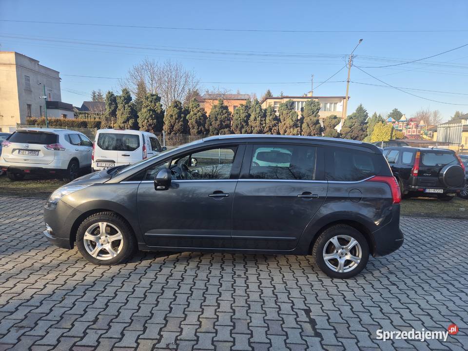 2011 Peugeot 5008 16d 112 AUTOMAT FULL Rok produkcji 2011 Bujaków