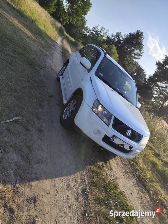 Suzuki grand Vitara 2 4x4 2007 20 B sprawna Zarejestrowany w Polsce Stargard sprzedam