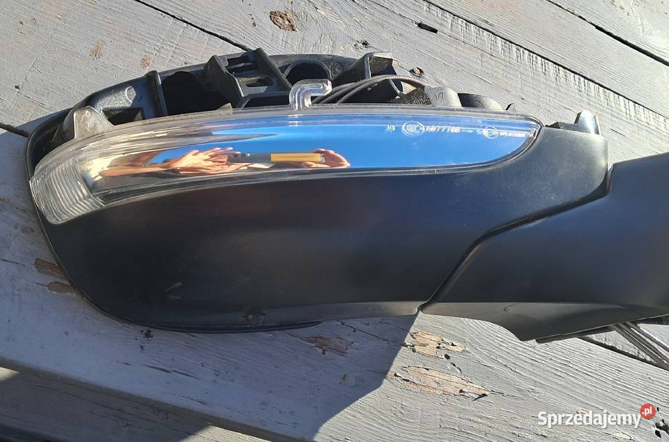Lusterko Peugeot 208 lewe prawe osobowe Oleśnica