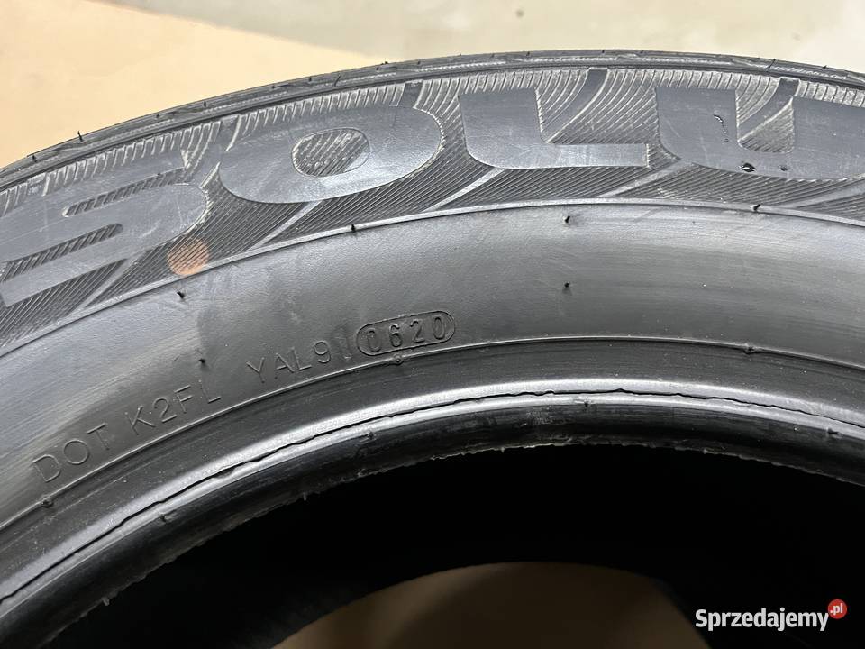 2X Opona lato Kumho KL21 SOLUS 26560R18 110 H Kumho