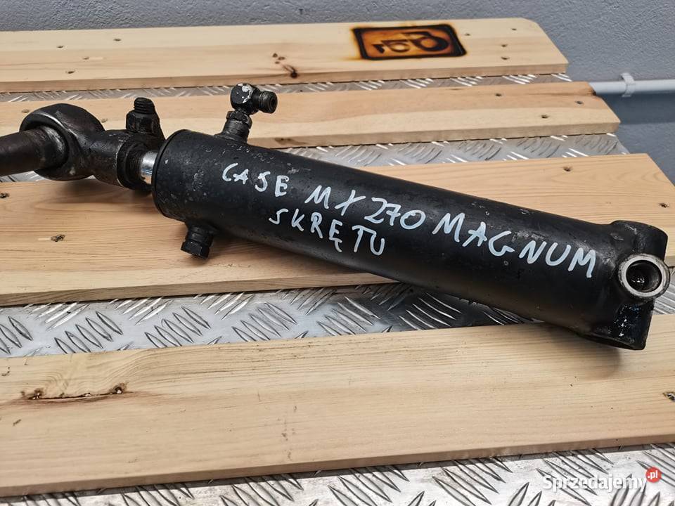 Case MX Magnum 2002r Cylinder hydrauliczny Wilkowo