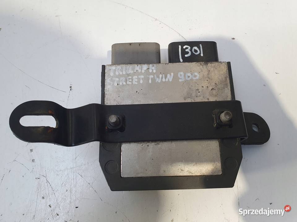 REGULATOR NAPIĘCIA Triumph Street Twin 900 18 Chełm