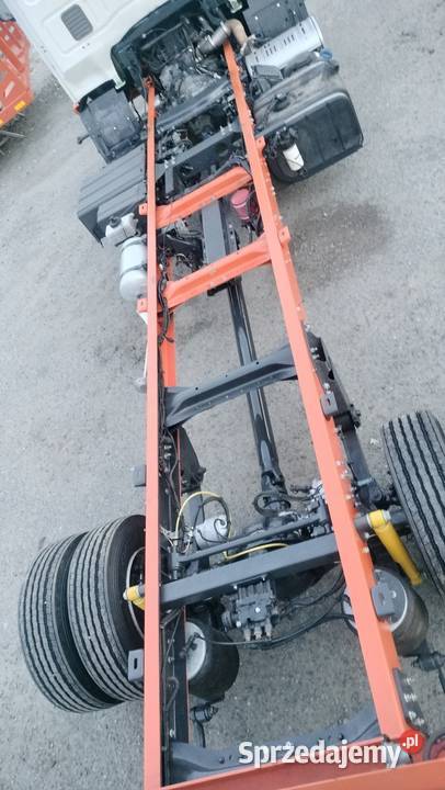 Iveco 100e18 auto laweta pomoc drogowa specjalny 3920cm3 Iwkowa