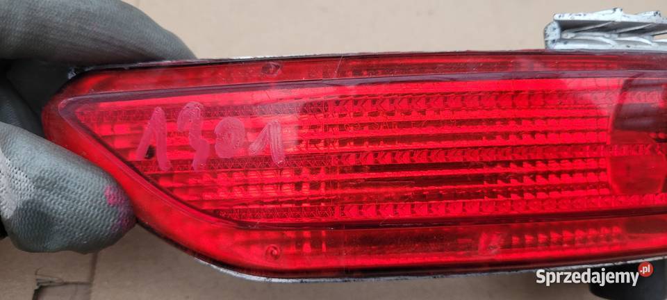LAMPA LAMPKA ZDERZAKA PRZECIWMGIELNA LEWA TYL VW śląskie
