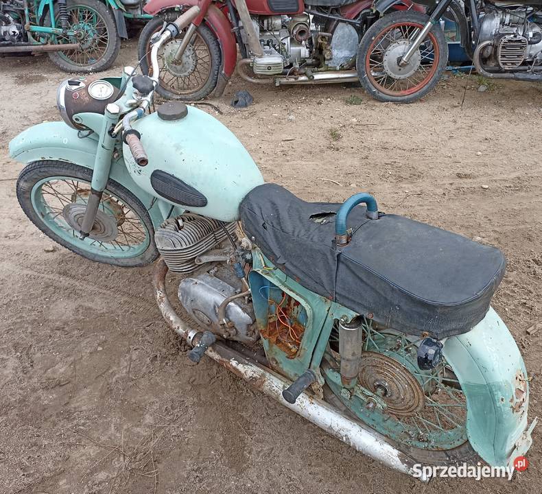 109 IŻ JUPITER 1975 z dokumentami WYSYŁKA