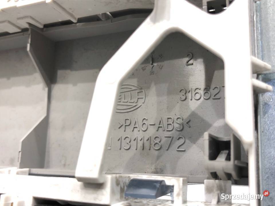 LAMPA SUFITOWA OPEL ZAFIRA B 13111872 Minivan sprzedam