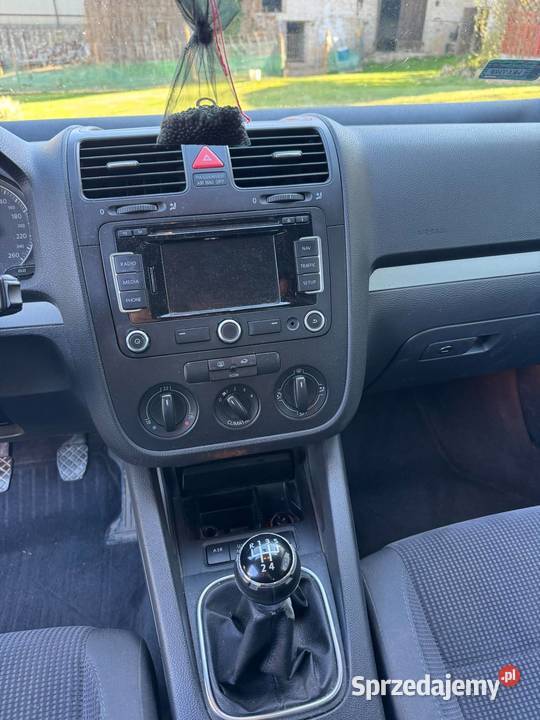 Volkswagen Jetta 2006 19 TDI 105 diesel Błaziny Dolne