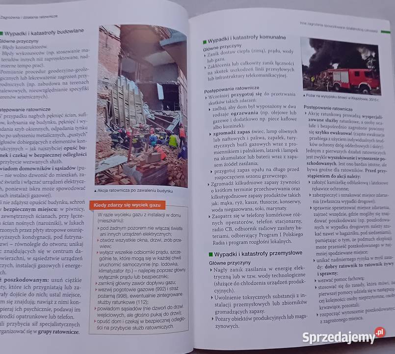 Podręcznik do EDB kl 1 liceum i technikum Żyję i Koźminek