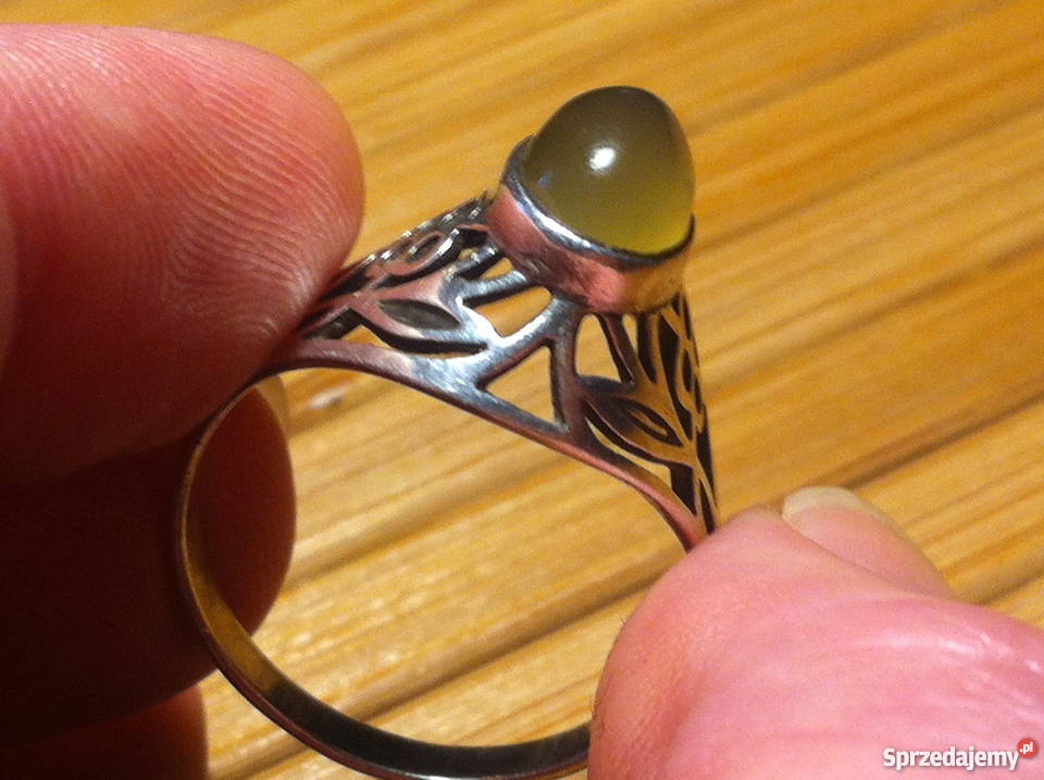 Srebrny pierścionek z naturalnym kamieniem lubelskie Lublin sprzedam