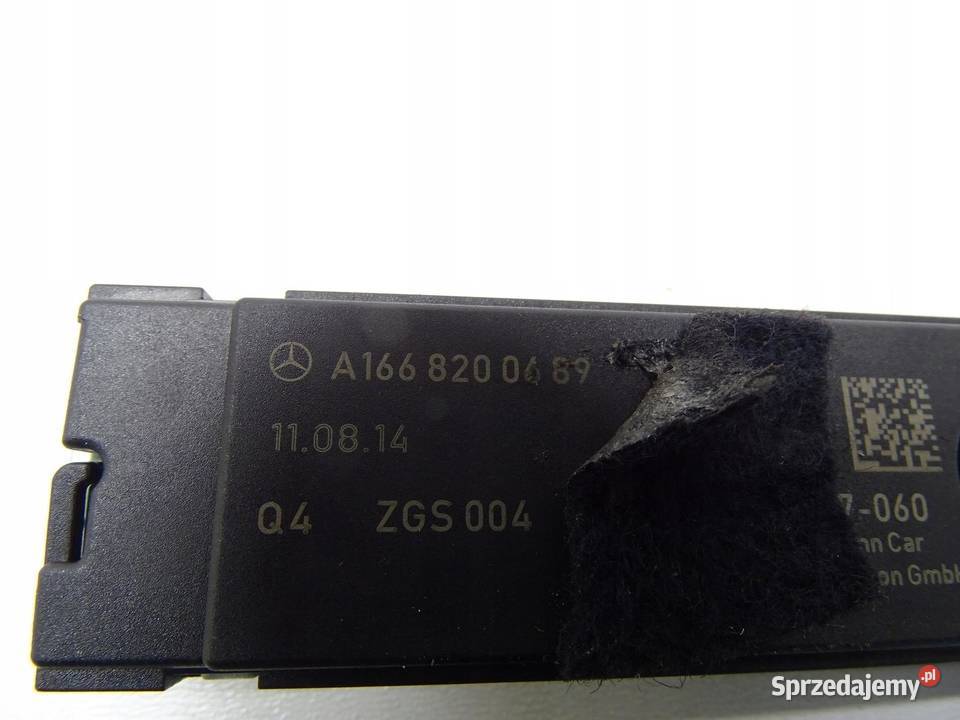 WZMACNIACZ ANTENY ANTENOWY 8U0035225A AUDI Q3 8U