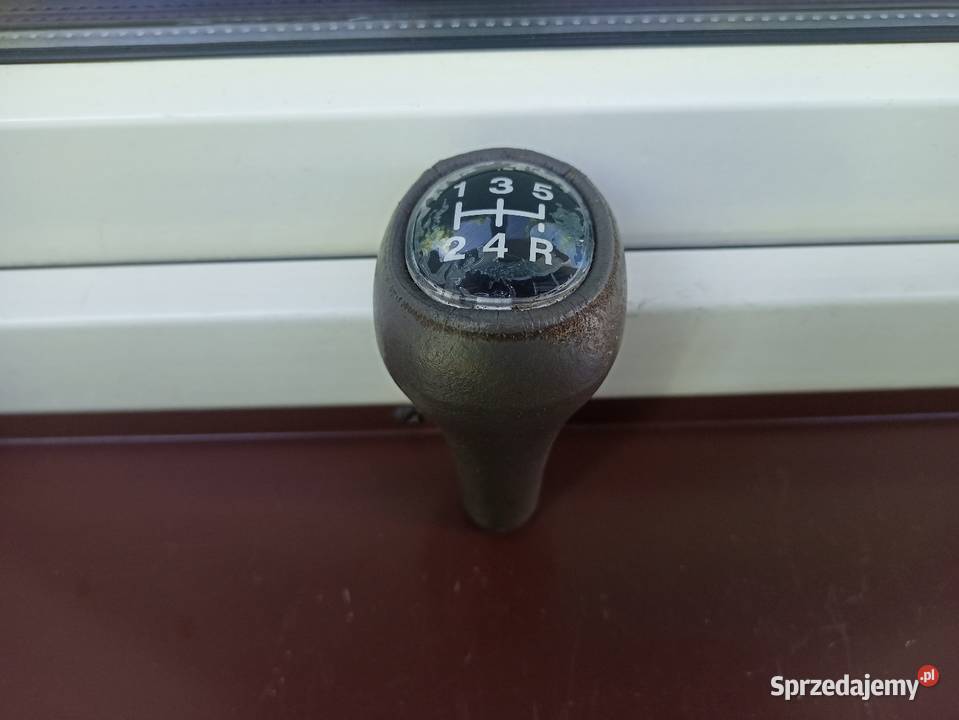 Ford Focus MK1 gałka zmiany biegów skóra Gałki i mieszki łódzkie Sieradz