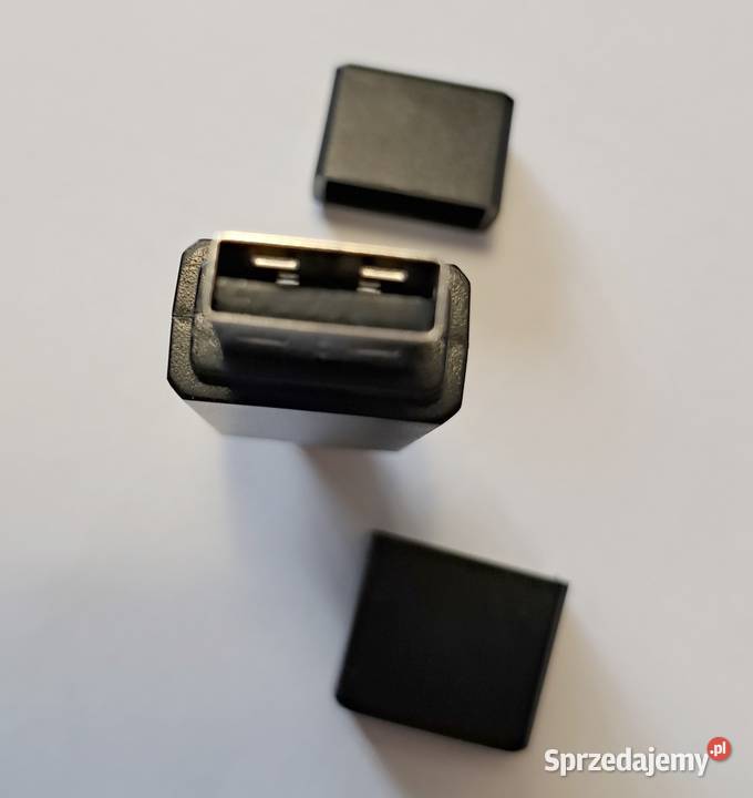 Uniwersalny czytnik kart pamięci SD i micro sd
