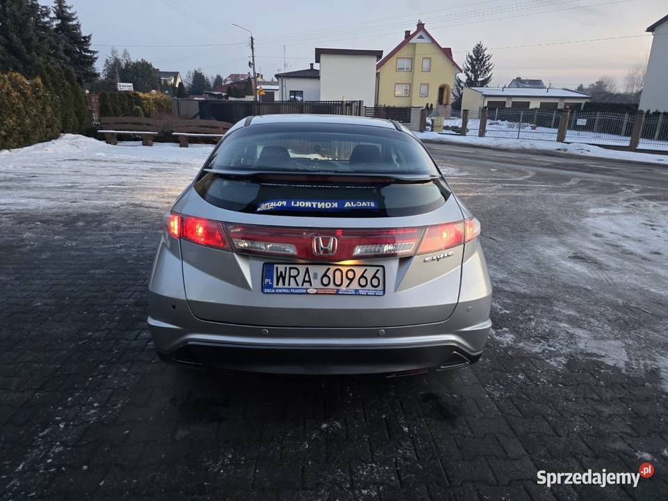 Honda Civic 2006 18 benzyna 140 koni Pionki