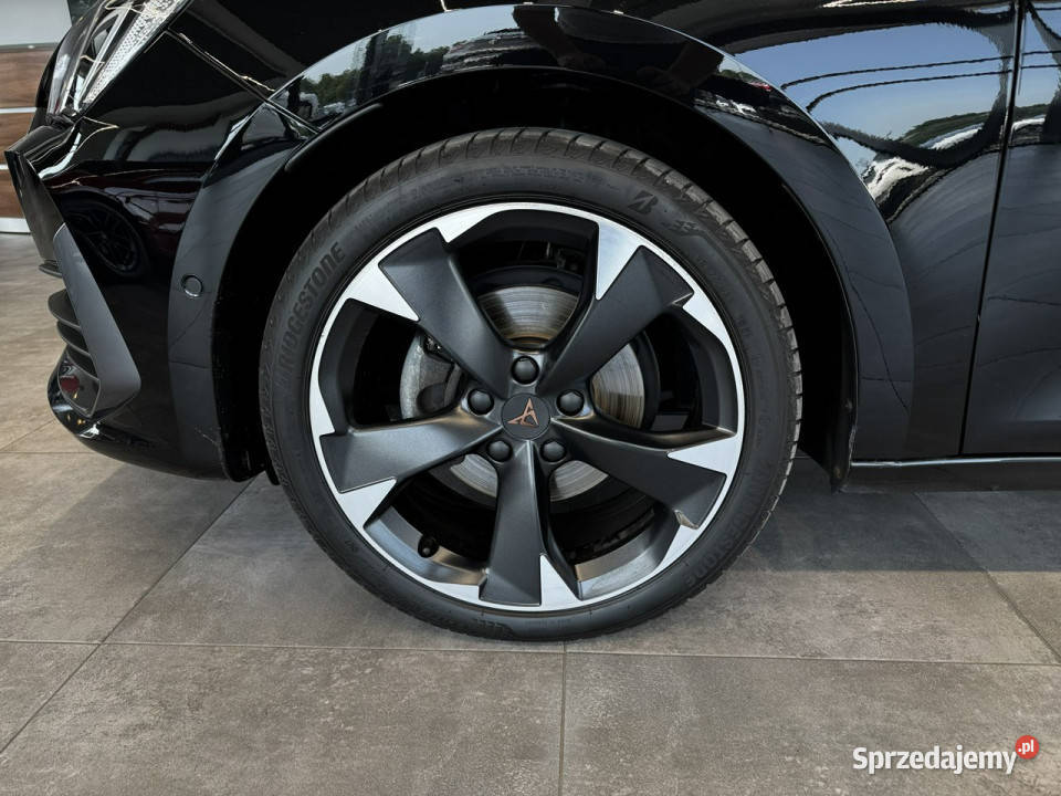 Cupra Leon Sportstourer 15TSI 150 M6 2023 r Myślenice