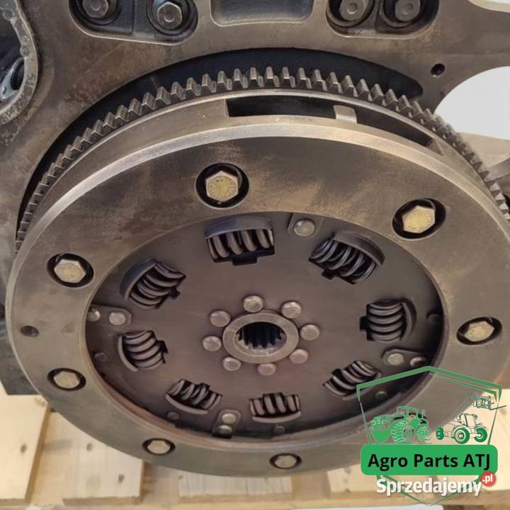 Silnik FPT F4DFE6132 5801875761 Steyr 6145 Rolnictwo podlaskie Ciechanowiec