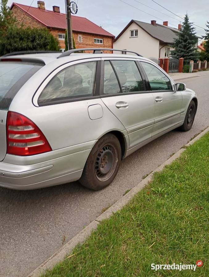 Mercedes Benz C klasa w203 uszkodzony Dębowa Kłoda