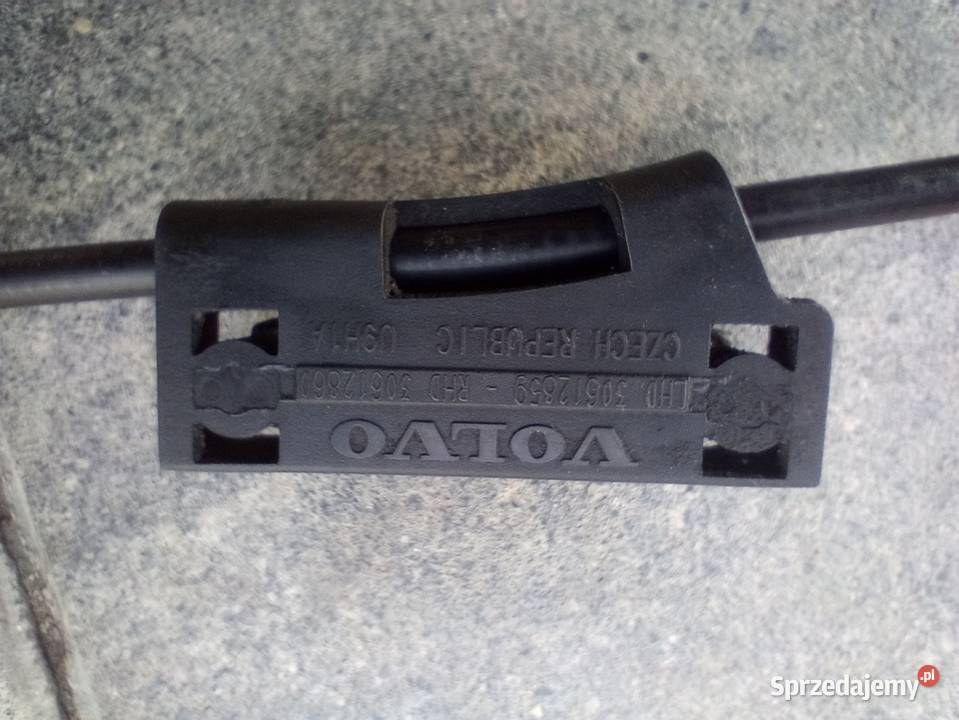 Linka maski Volvo V70 III 30716450