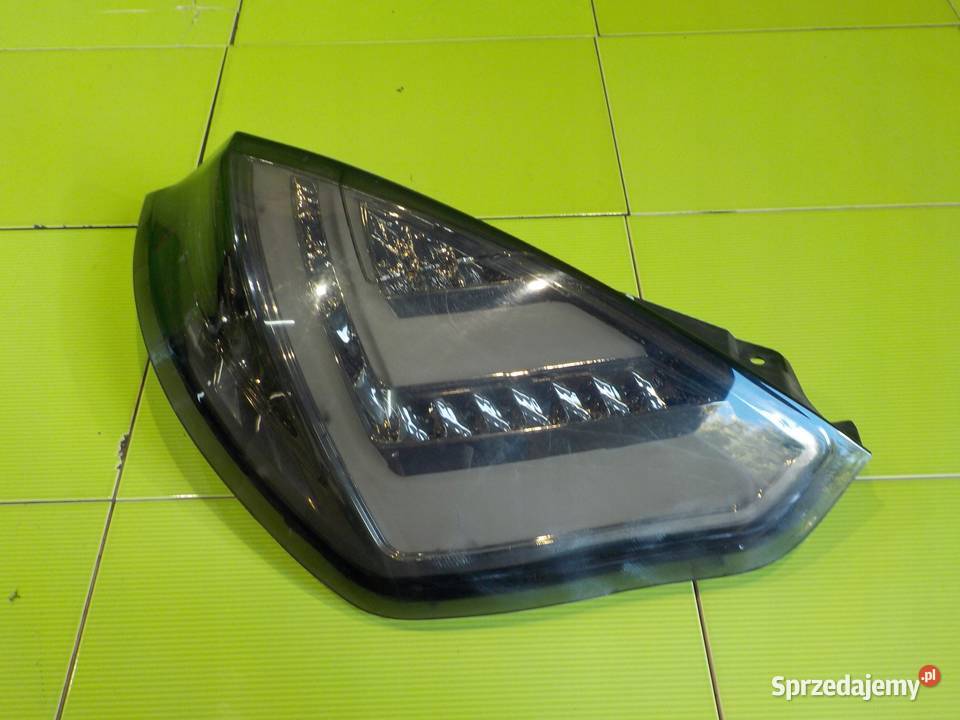 FORD FIESTA MK7 09r HB 5D lampa prawa tyl osobowe Lampy tylne Suków sprzedam