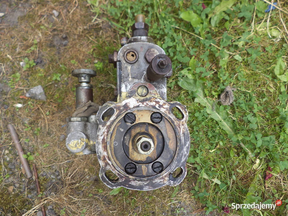Pompa wtryskowa ursus c325 C338 C330 c325 C338 Rolnictwo Starogard Gdański