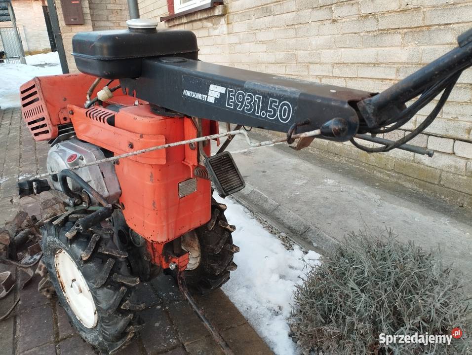 Traktorek dzik Fortschritt E93150 Kielce