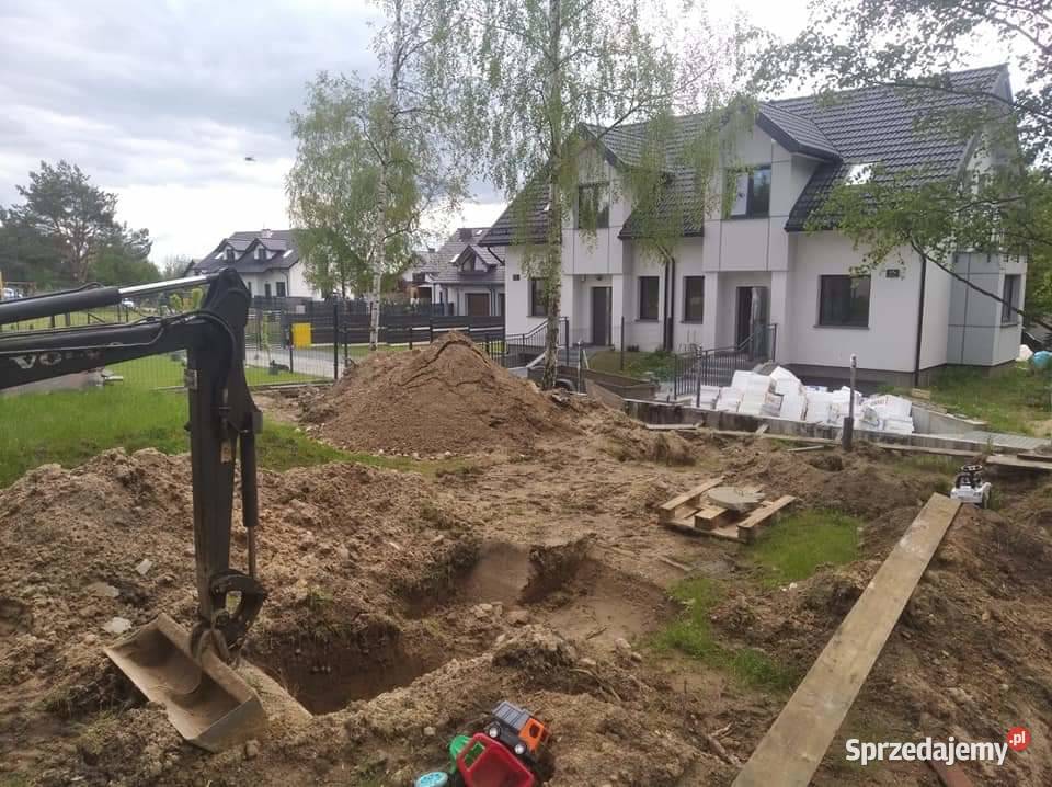 Trawnik z siewu rolki przygotowanie równanie Zielona Góra