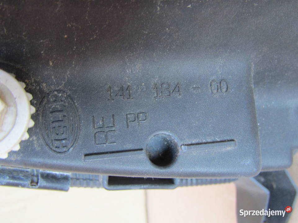 LAMPA PRZEDNIA LEWAPRAWA AUDI 80 B4 osobowe Mysłaków