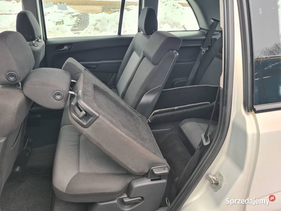 Opel Zafira 19d 150 7 osobowa 6 manualna Bujaków