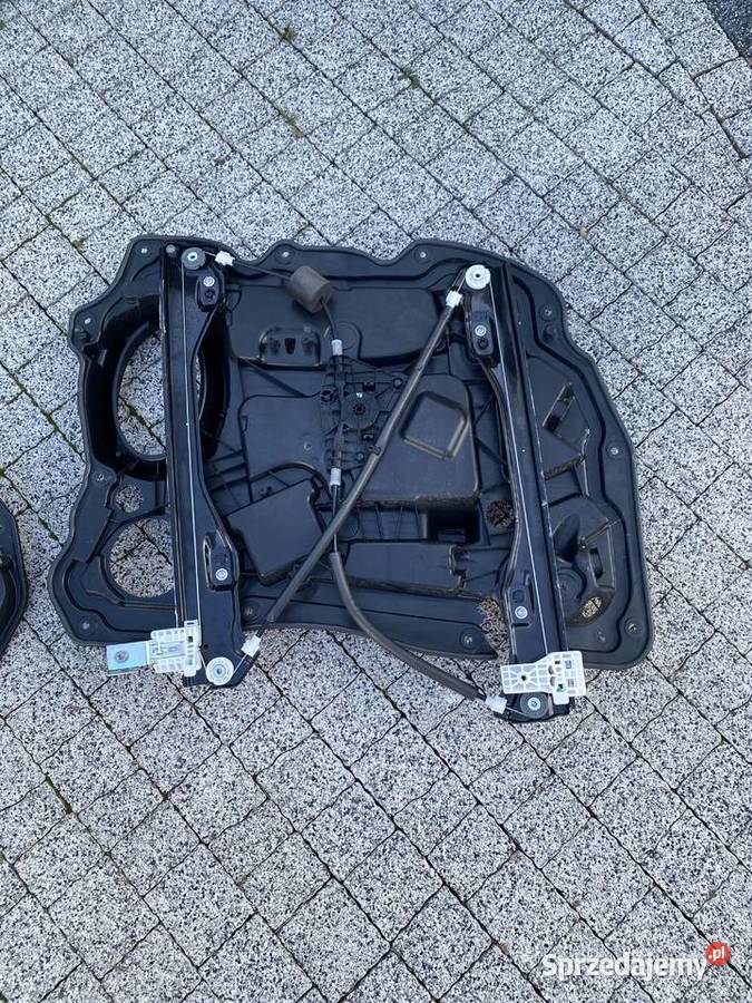 Boczek drzwi chrysler pacyfica Lublin