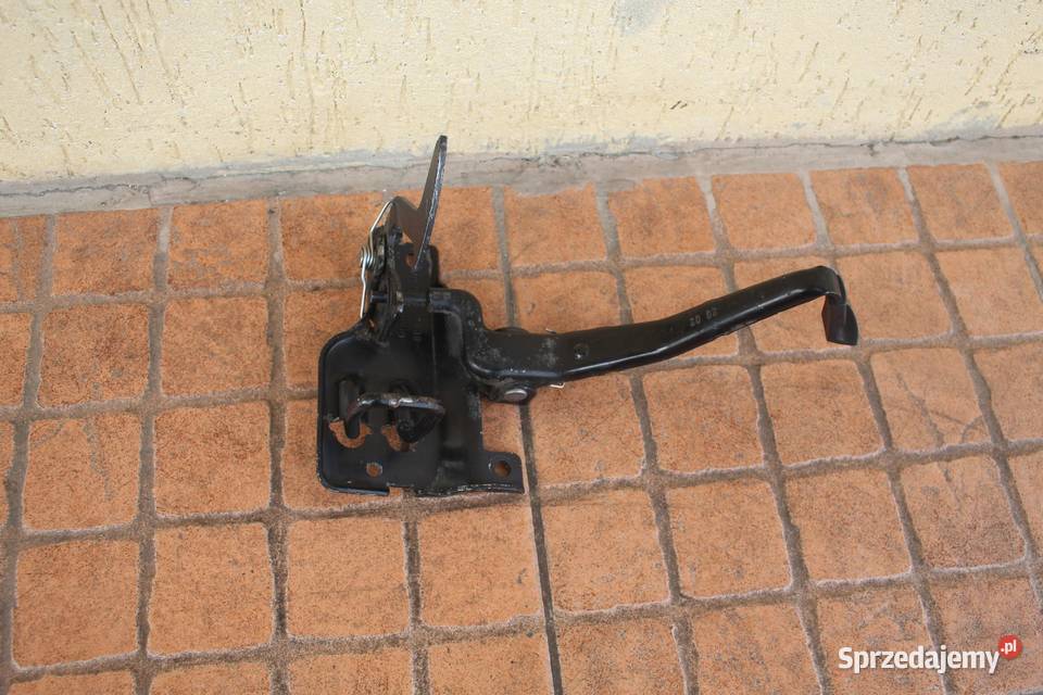 ZAMEK RYGIEL MASKI AUDI A4 B6 8E0823480D sprzedam