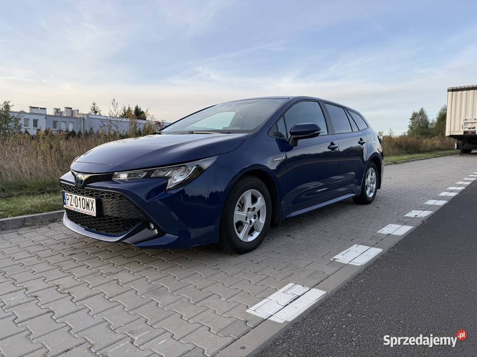Toyota Corolla TS e21 18 Hybryda kupiony w polskim salonie Suchy Las