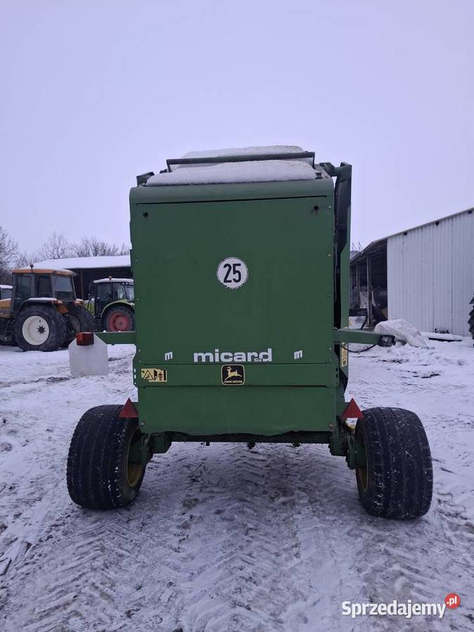 Prasa John Deere 590 Rolujące (belujące) Działyń