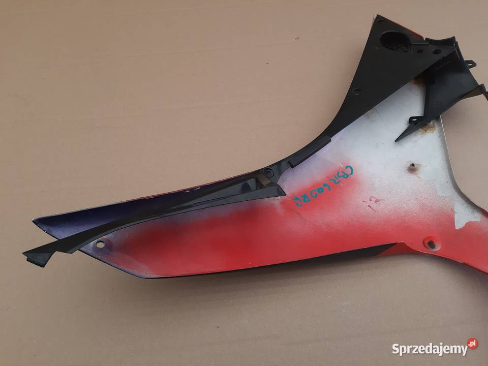 HONDA CBR 600RR OWIEWKA PRAWA BOCZEK OSŁONA Trzciel