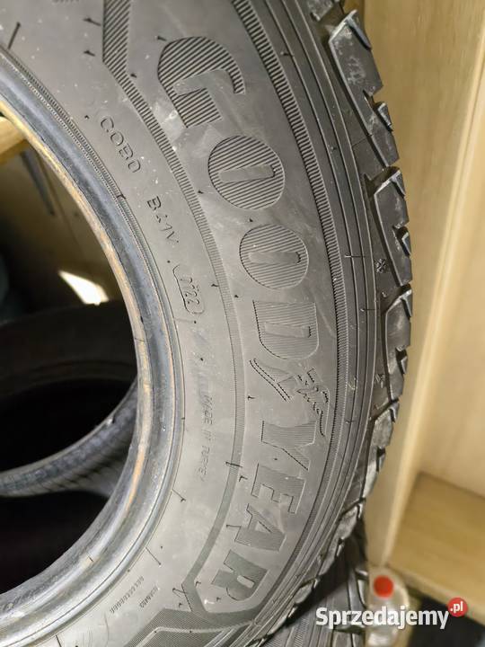 Opony Zimowe Good Year Cargo Ultra Grip 2356516C Łękińsko
