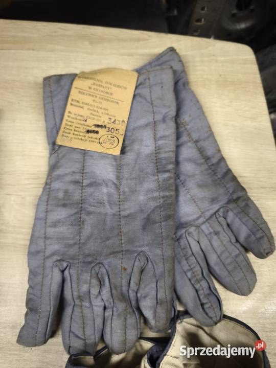 Bawełniane rękawice ochronne okresu PRL Wytwórca Kraków sprzedam