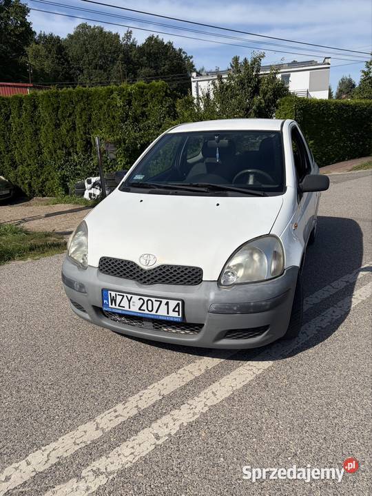 Toyota Yaris benzyna 2/3 Warszawa sprzedam