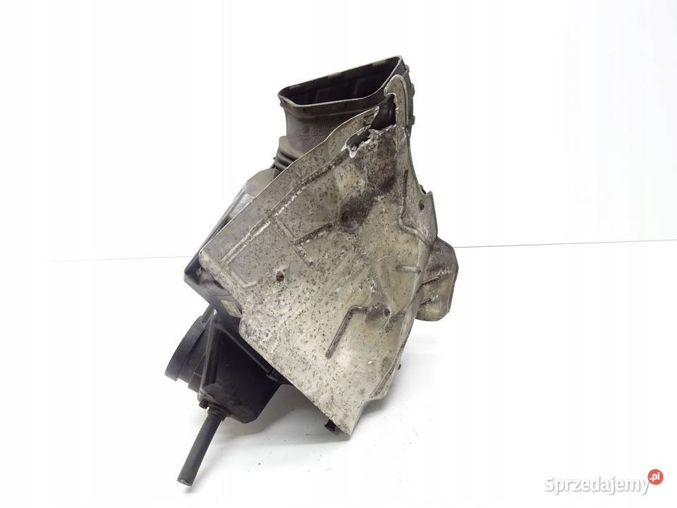 OBUDOWA FILTRA POWIETRZA 8K0133843L AUDI A4 B8 osobowe