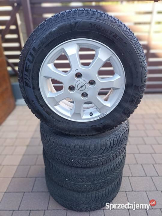 Opel astra H 16 klima bogata koła zimowe