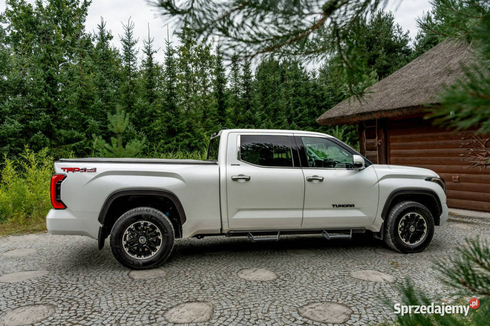 Toyota Tundra II Crewmax Platinum TRD 35 V6 389 Ropczyce
