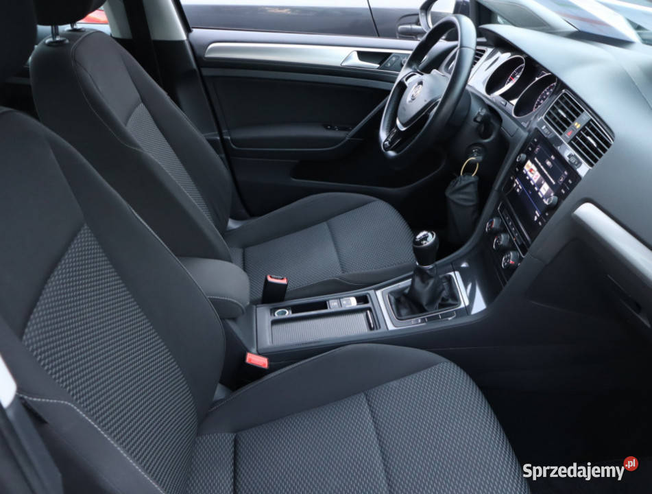 VW Golf 10 TSI Piaseczno