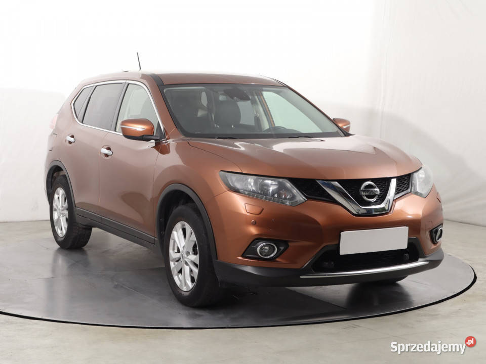 Nissan XTrail 16 DIGT SUV