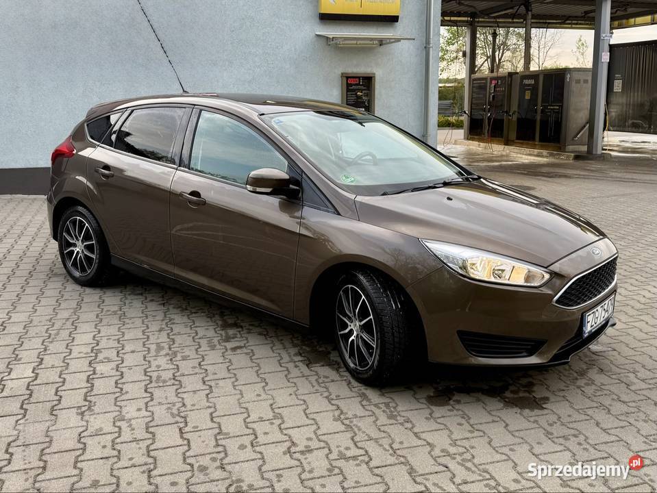 Ford Focus 10 Ecoboost wielofunkcyjna kierownica Iłowa
