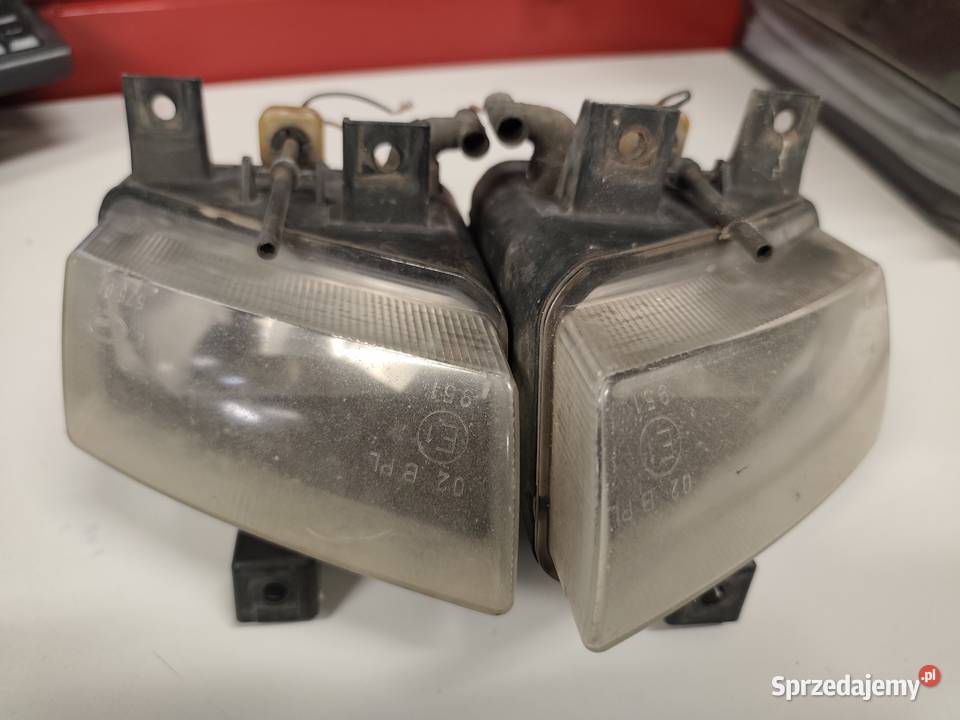 OPEL OMEGA HALOGEN PRZECIWMGIELNE PRZÓD PRAWA Lampy przeciwmgielne kujawsko-pomorskie Toruń