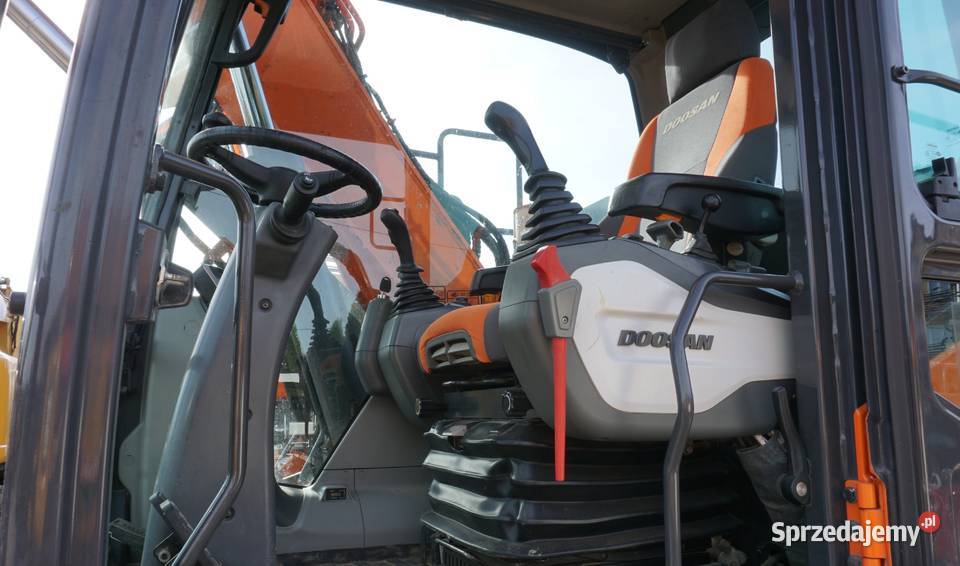 Koparka kołowa Doosan DX 165 W5 2018 Jeziorko