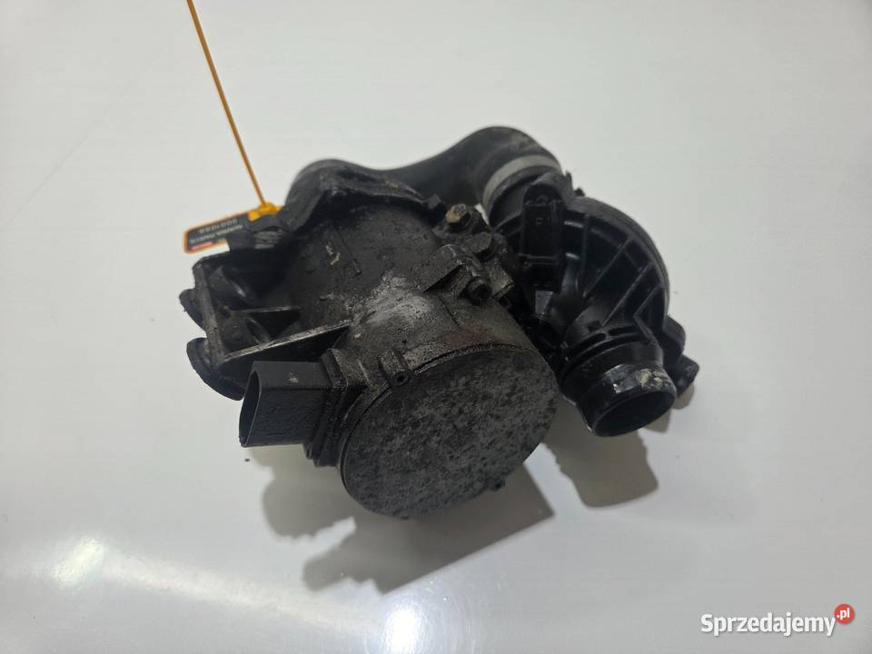 POMPA WODY BMW E60 N53B30A 7586924 osobowe Strzyżewice