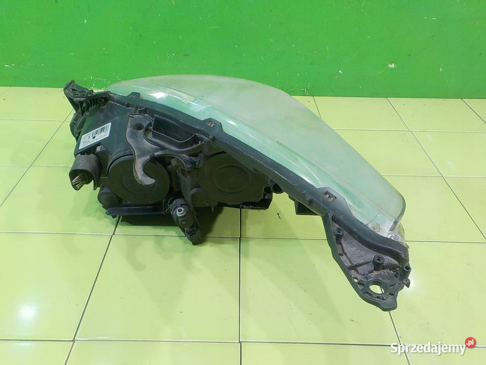 PEUGEOT 5008 I 16 EHDI 12r 5D lampa prawa przod Części samochodowe Suków