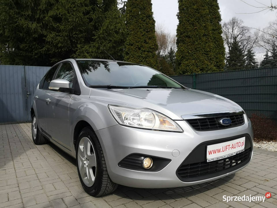 Ford Focus 16 16V 101 Klima Halogoeny Isofix manualna Strzegom