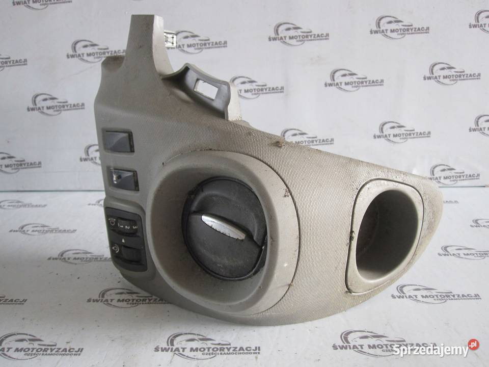 RENAULT TRAFIC III 15r kratka nawiewu cup holder Rok produkcji 2015 Kielce sprzedam