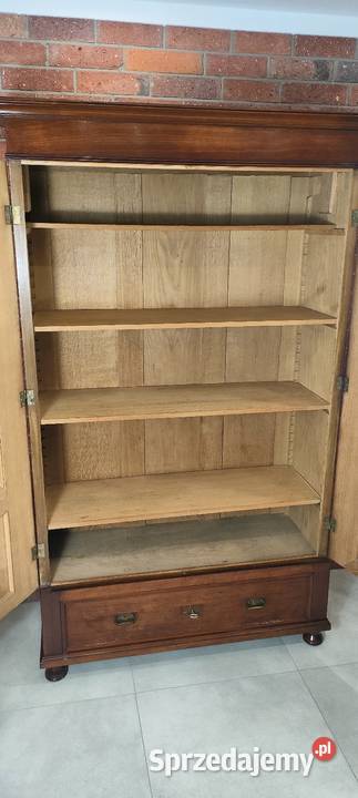 Ekskluzywna biblioteka witryna secesyjna Łagów