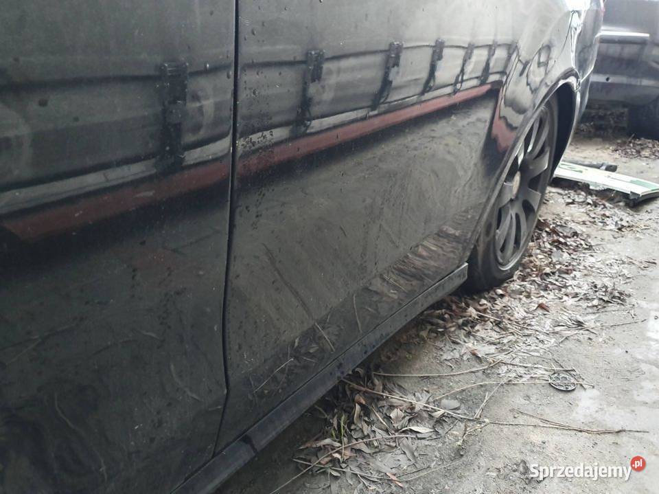 DRZWI LEWE TYŁ MERCEDES EKLASA W212 KOMBI Lipno