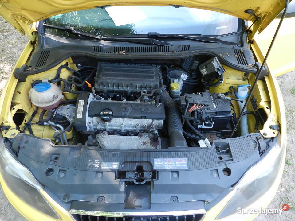 SEAT Ibiza IV 14 benzyna Klimatyzacja bluetooth wielofunkcyjna kierownica Ibiza